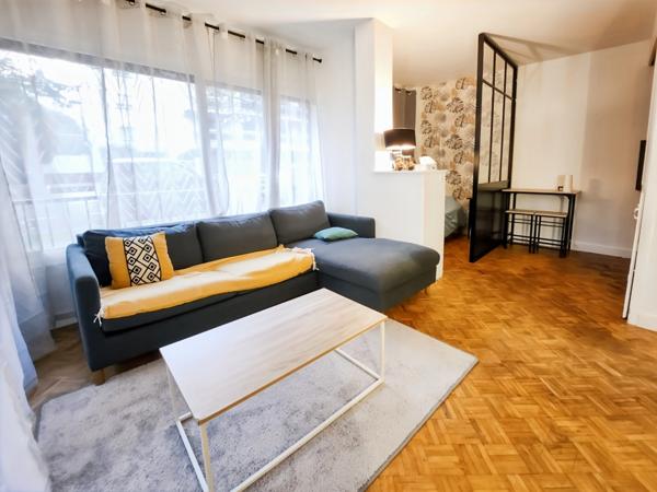Neuilly-sur-Seine - Appartement 26 m2 avec terrasse de 8 m2