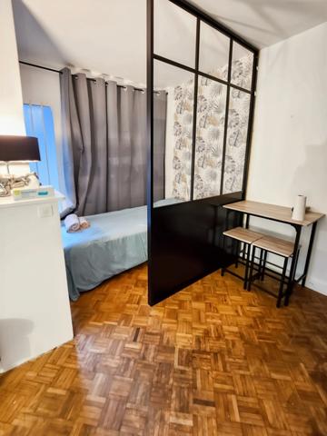 Neuilly-sur-Seine - Appartement 26 m2 avec terrasse de 8 m2