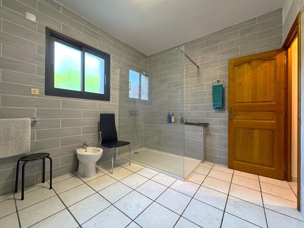 Maison 7 pièces 194 m2