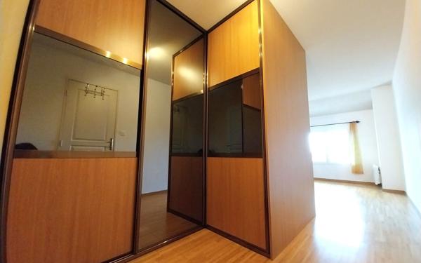 Maison à vendre    4 pièces • 112,50 m2 Saint-Genis-Pouilly