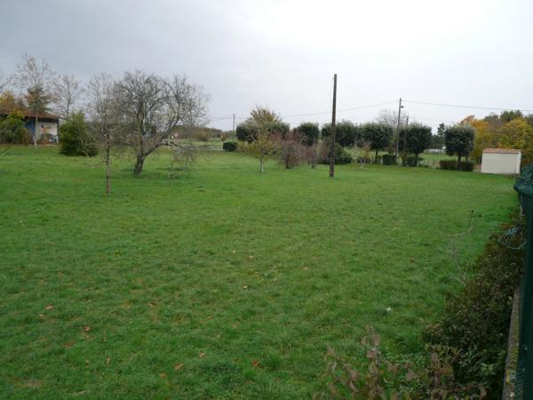 ⚜ CHATEAUBERNARD (16) Terrain à Vendre en Zone Urbaine à Vocation Economique ⚜