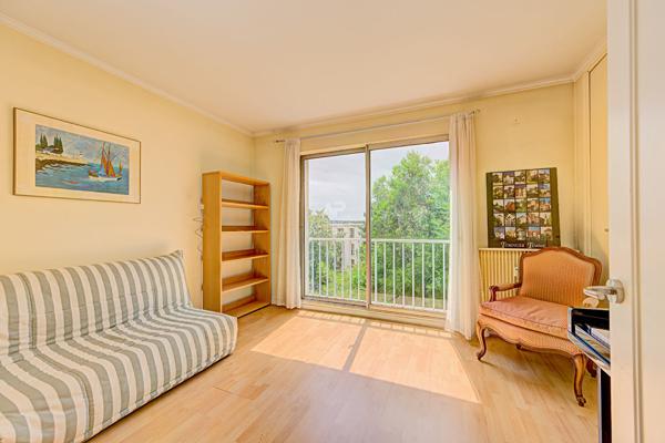 Appartement 5 pièces à vendre à Saint-Germain-en-Laye - Quartier Bergette - Debussy 845 000 € **  - Référence  17915