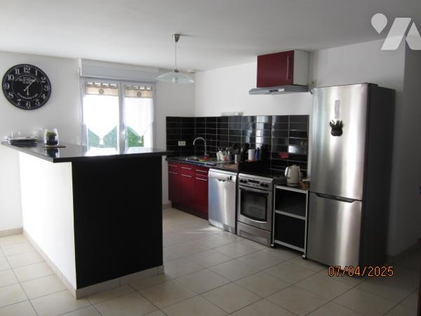 PAVILLON de plain-pied de 109 m2 , 3 chambres