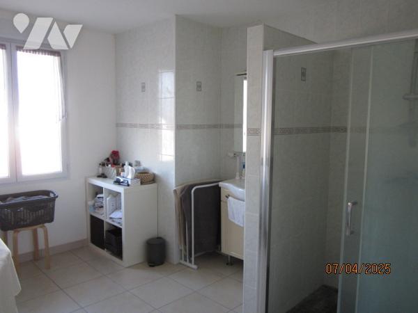 PAVILLON de plain-pied de 109 m2 , 3 chambres