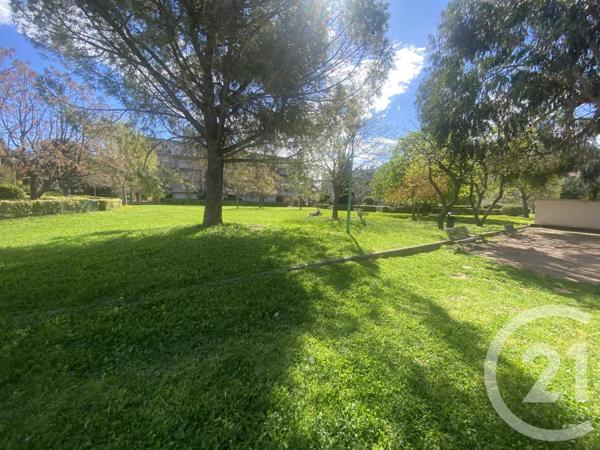 Appartement F3 à vendre  3 pièces - 58 m2 TOULON - 83