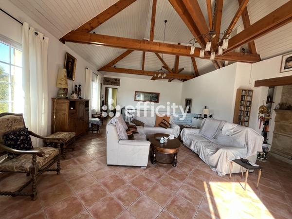 Maison 7 pièces - 227 m²