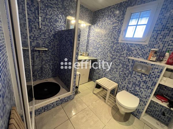 Maison 7 pièces - 227 m²