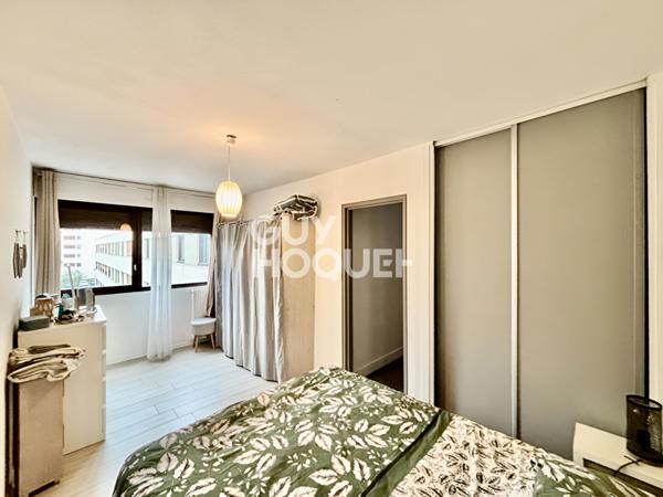 APPARTEMENT À VENDRE DE 5 PIÈCES DE 94,00 M²