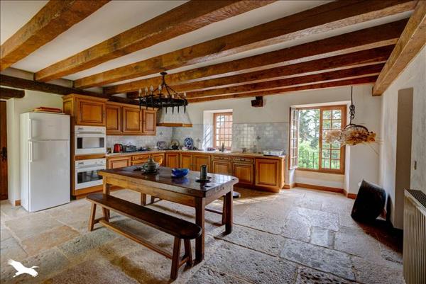 Château à vendre |  Meyssac |  10 pièces | 490 m²