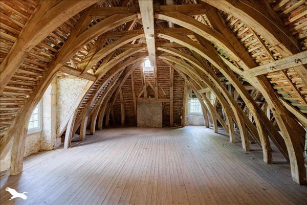 Château à vendre |  Meyssac |  10 pièces | 490 m²