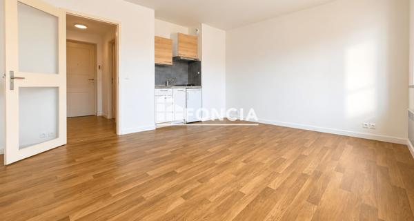 À vendre Studio 25.76 m² - Dreux 28100