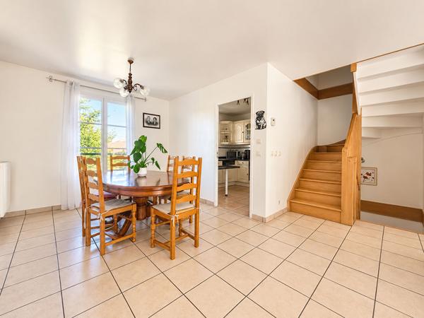 Maison avec double garage à Igny