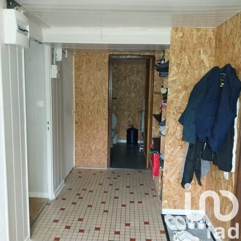 Maison 7 pièces de 122 m² à Saint-Martin-en-Bresse (71620)