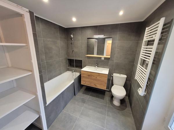 Maison Verrieres Le Buisson 6 pièce(s) 113 m2