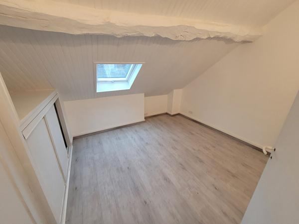 Maison Verrieres Le Buisson 6 pièce(s) 113 m2