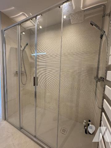 FRONT DE MER JUAN LES PINS CENTRE APPARTEMENT 3 PIECES 61 M2 AVEC TERRASSE VUE MER