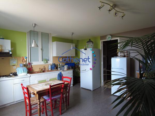 Maison avec 2 logements + grenier aménageable – Secteur Thizy-les-Bourgs