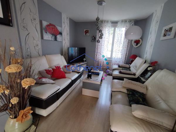 Maison avec 2 logements + grenier aménageable – Secteur Thizy-les-Bourgs