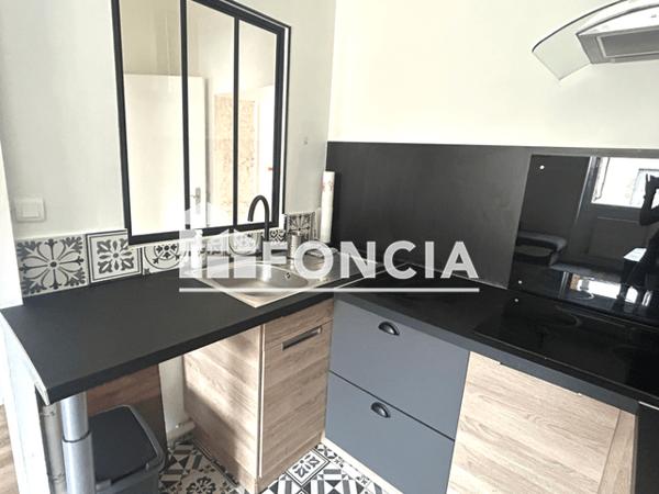 Location Appartement meublé 2 pièces 51 m² - 158 RUE DE LA BARRE Cahors 46000