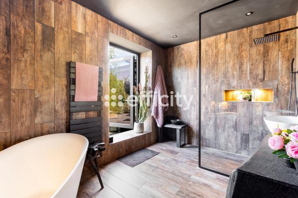 Loft
         6 pièces
        - 555 m² Bien prestige 1 299 000 € *