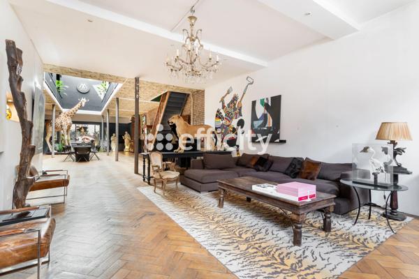 Loft
         6 pièces
        - 555 m² Bien prestige 1 299 000 € *