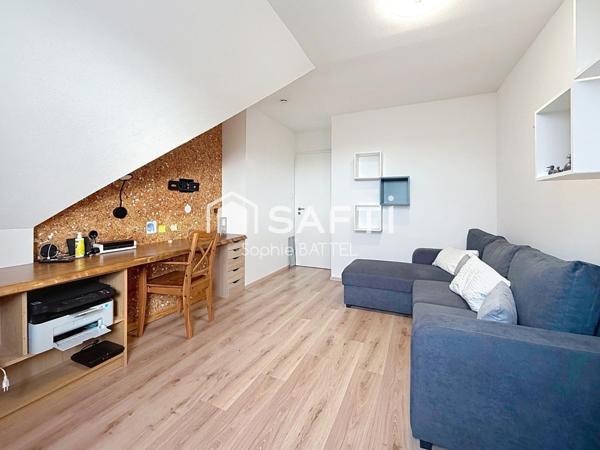 EN EXCLUSIVITE MAISON AVEC CHARMANTE VUE SUR LES CHATEAUX