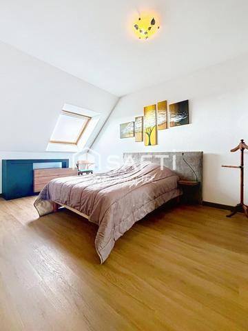 EN EXCLUSIVITE MAISON AVEC CHARMANTE VUE SUR LES CHATEAUX