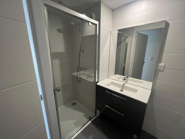 Appartement 4 pièces avec terrasses et vue sur le port de Vannes – 102 m²