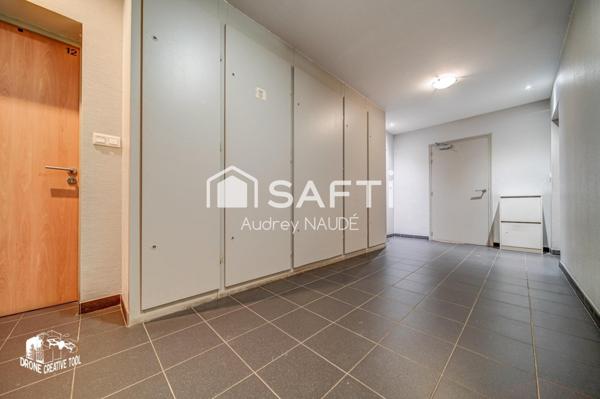 Dernier étage, balcon et aucun travaux