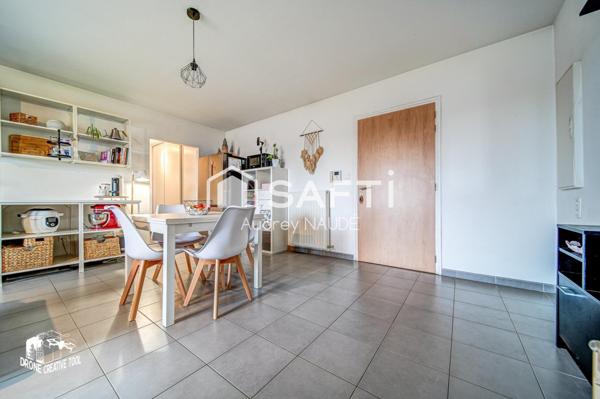 Dernier étage, balcon et aucun travaux