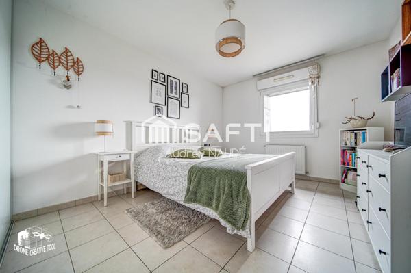 Dernier étage, balcon et aucun travaux