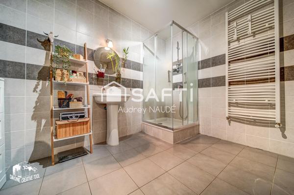 Dernier étage, balcon et aucun travaux