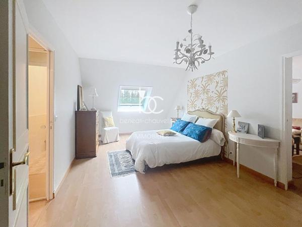 SAINT AVE Maison 7 pièces 173 m²