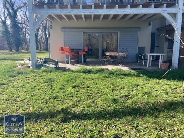 Appartement à louer 3 pièces 100m²