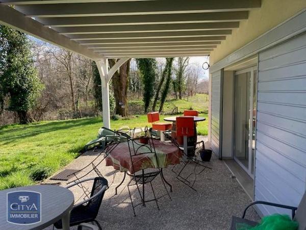 Appartement à louer 3 pièces 100m²