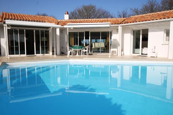 Propriété de 220m² sur 4000m² de terrain