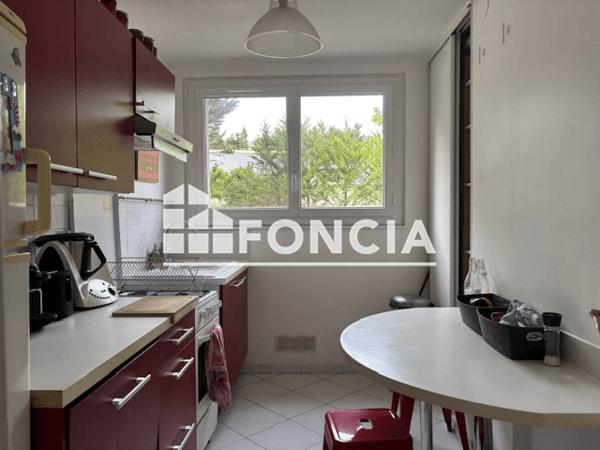 Location Appartement 4 pièces 85.28 m² - BATIMENT EGLANTINE Tours 37100