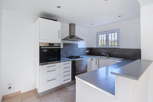 EXCLUSIVITÉ - Maison Lorgues T4 sur 2145m2 de terrain avec piscine et garage