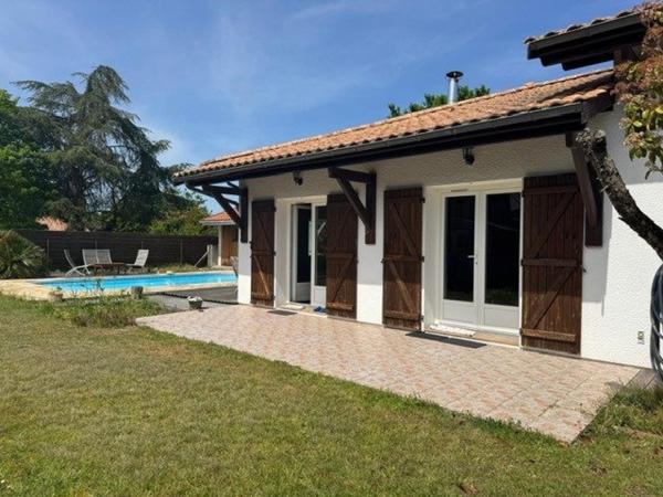 PAVILLON GUJAN MESTRAS