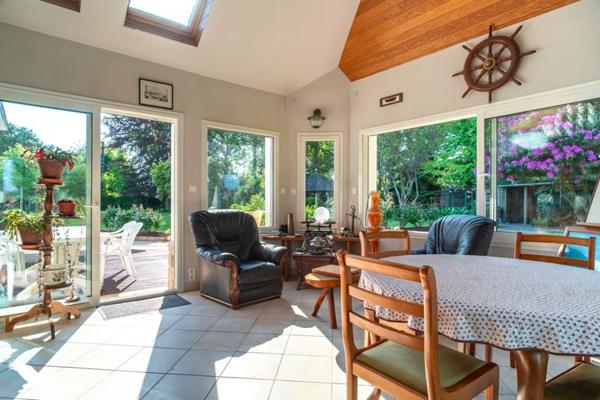 Maison à vendre |  Gouesnach |  9 pièces | 230 m²