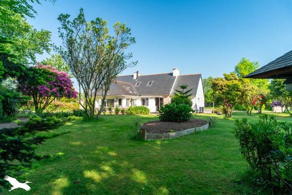 Maison à vendre |  Gouesnach |  9 pièces | 230 m²