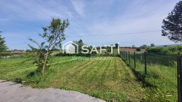 SUPERBE 175m2, vastes pièces de vie, possibilités de 7 chambres selon agencement dont une parentale, sur un agréable terrain utile à l'avant et convivial à l'arrière.