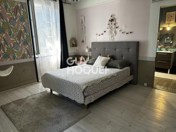 Maison à vendre de 8 pièces + Maison T3 , garage