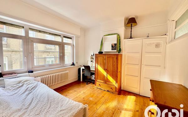 Appartement à vendre    5 pièces • 128 m2 Calais