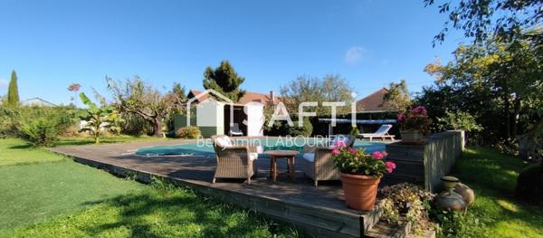 Maison de caractère avec dépendances et piscine à Gurgy