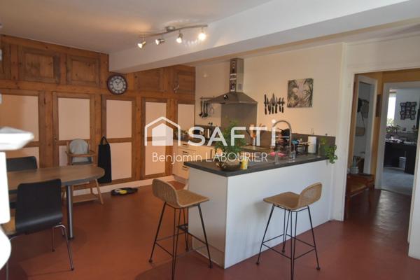 Maison de caractère avec dépendances et piscine à Gurgy