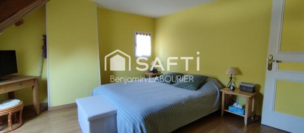 Maison de caractère avec dépendances et piscine à Gurgy