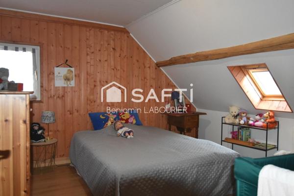 Maison de caractère avec dépendances et piscine à Gurgy