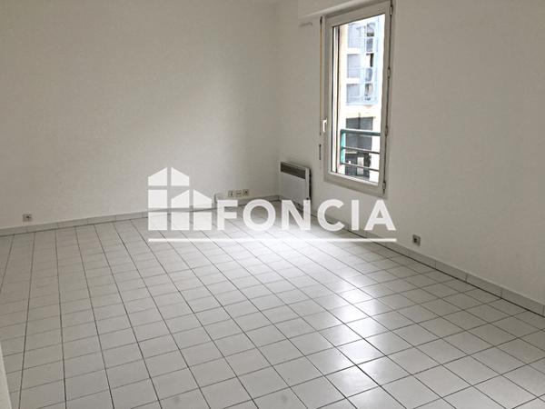 Location Studio 27.5 m² - 42 ALLEE TURCAT MERY Marseille 13008