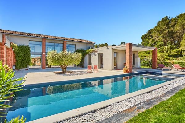 Villa d'architecte unique Aix sud de 460 m2